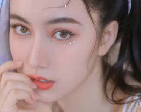 9fc7984375d696176896a5095d63262 bags under the eyes - Image 1